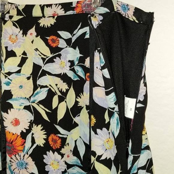 Volcom Black Floral Maxi Skirt - Picture 4 of 4
